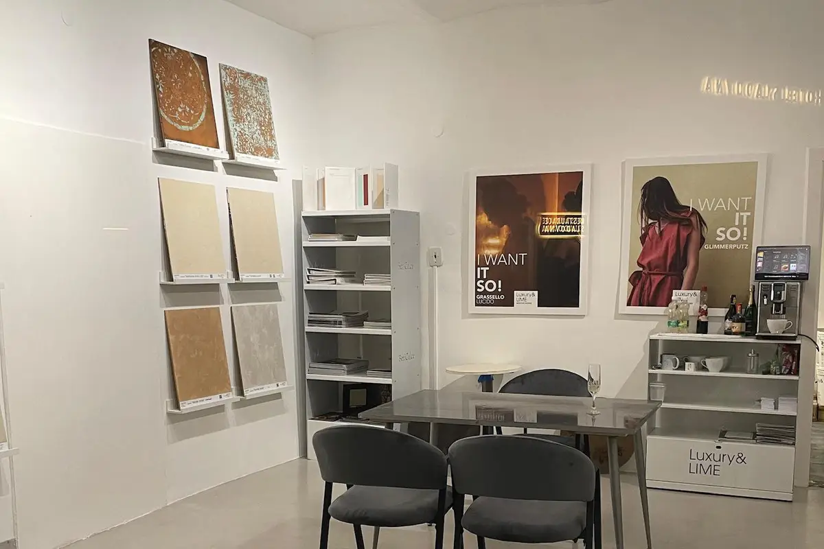 Artistic Decor